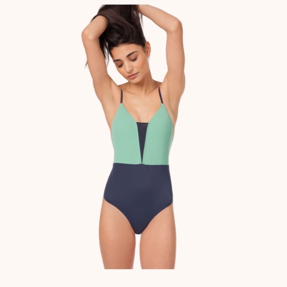Lively One-piece Swimsuit - Picture 2 of 7